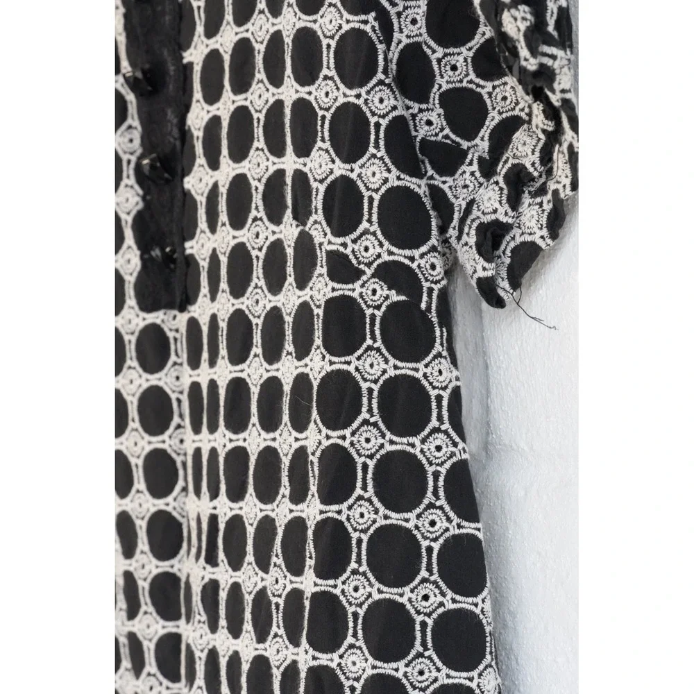 Bizz Princess Shift Mini Dress Medium Black White Geometric Embroidered Cotton - Picture 3 of 8